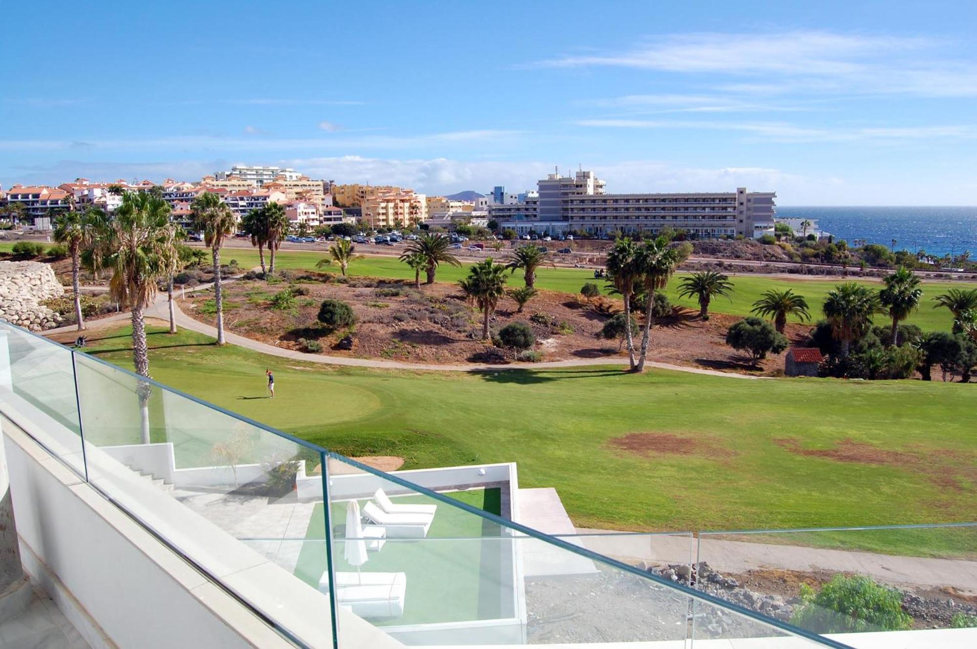 Amarilla Golf * San Miguel de Abona